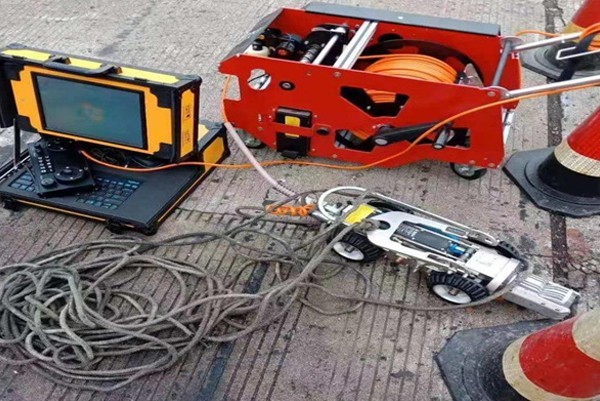 沧浪CCTV管道检测机器人